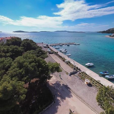 Relaxing Whole Top Floor Apartment By The Sea Žaborić Eksteriør billede