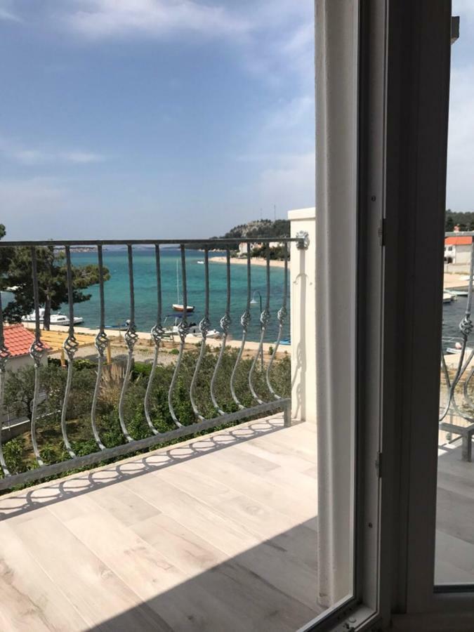 Relaxing Whole Top Floor Apartment By The Sea Žaborić Eksteriør billede